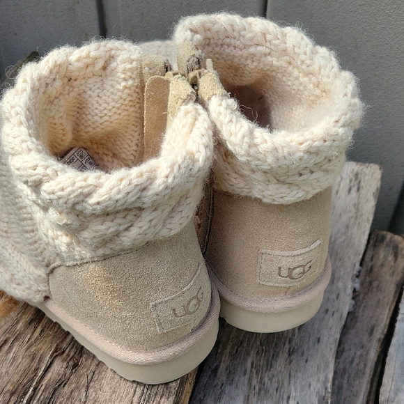 UGG chunky knit cardy Boots size 6 - Picture 4 of 6
